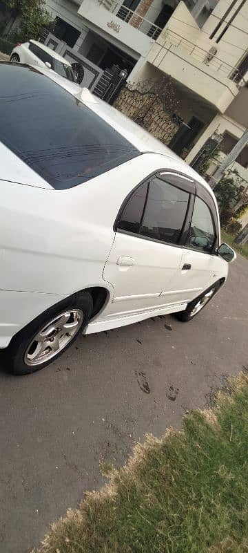 Honda Civic EXi 2005 8