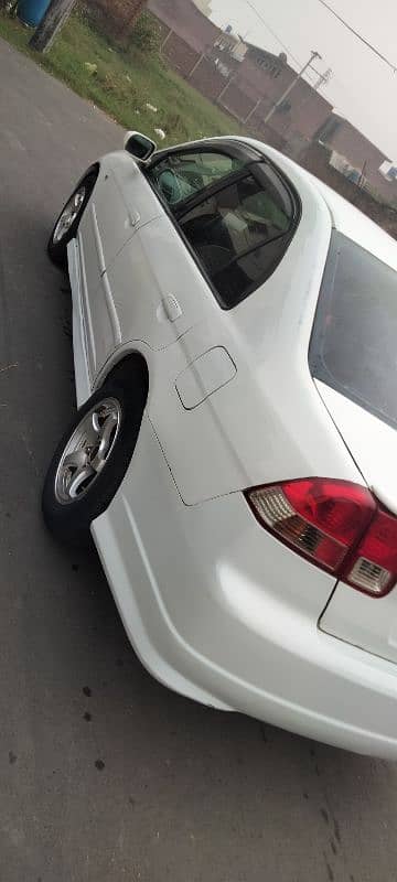 Honda Civic EXi 2005 9