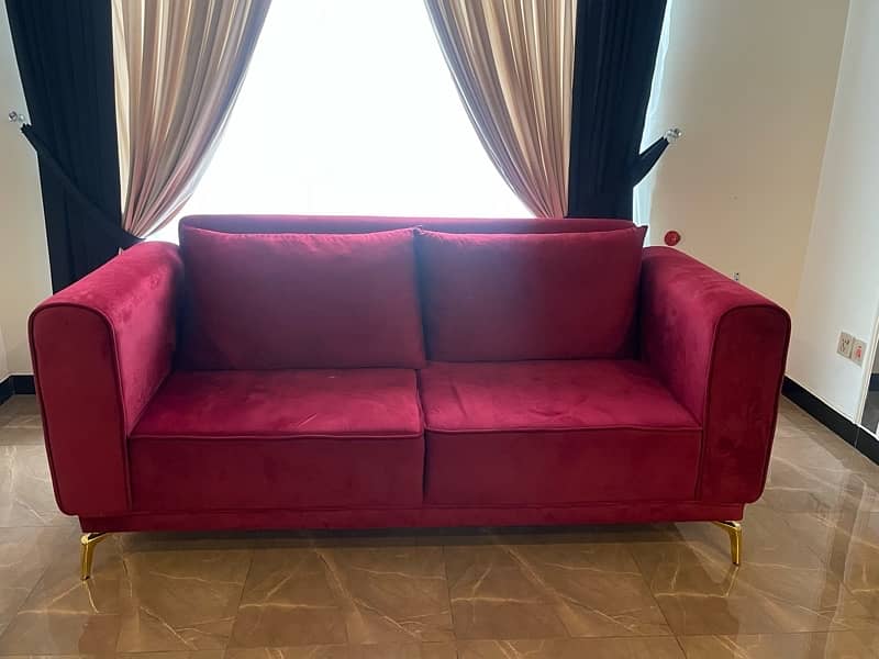 BRAND NEW SOFA | 40000 1