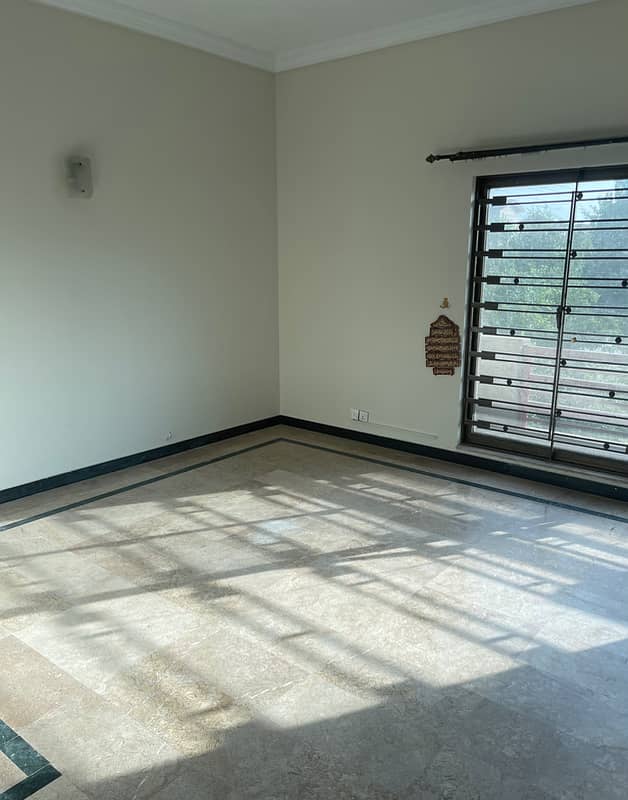 10 marla Ground+basement for rent in rehman enclave 4