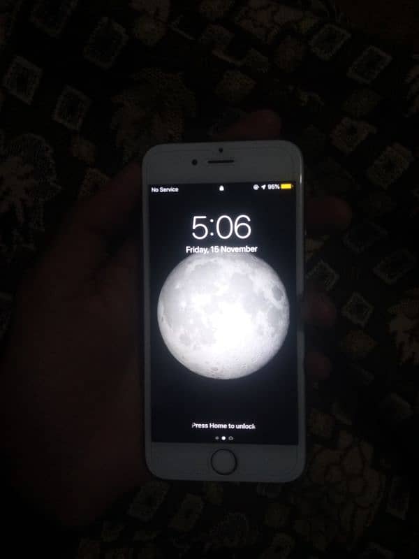 iPhone 6 32Gb Urgent Sale 0