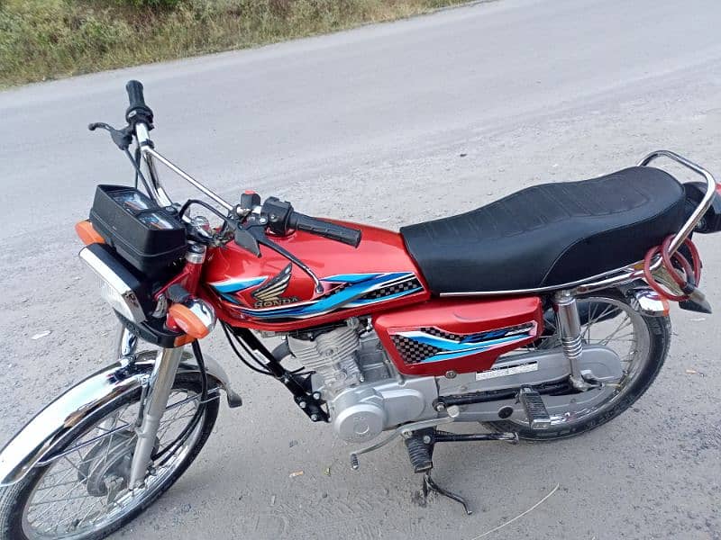 Honda 125 Model 2020 in very good condition. 4