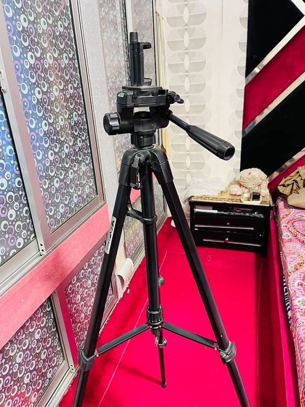 new camera stand 0