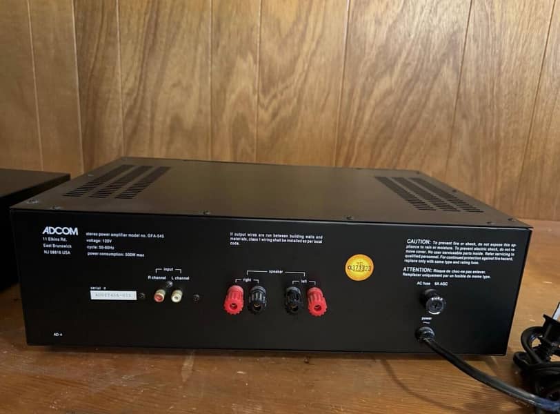 Adcom 545 amplifier USA 1