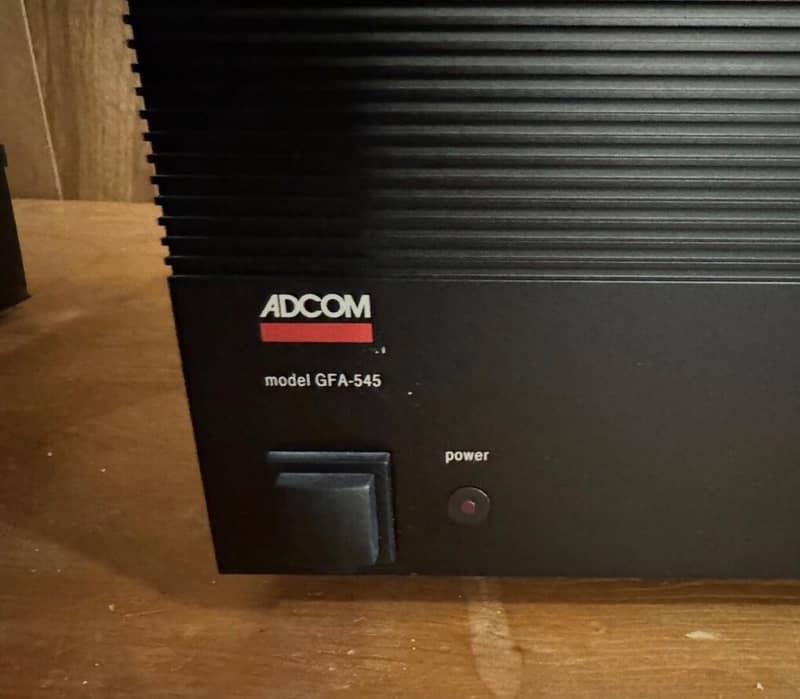 Adcom 545 amplifier USA 2