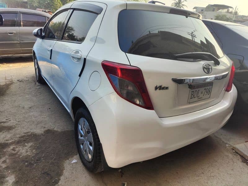 Toyota Vitz 2012 3