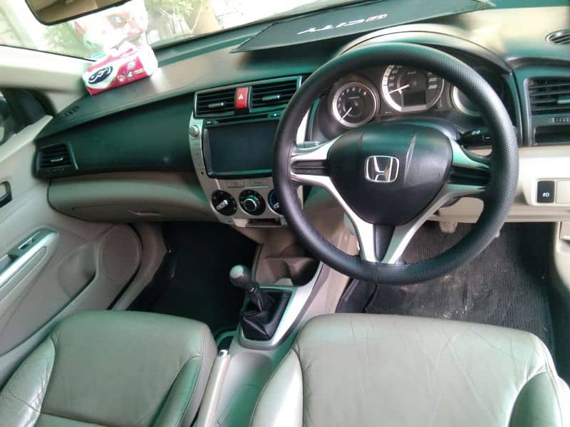 Honda City Aspire 2016 4