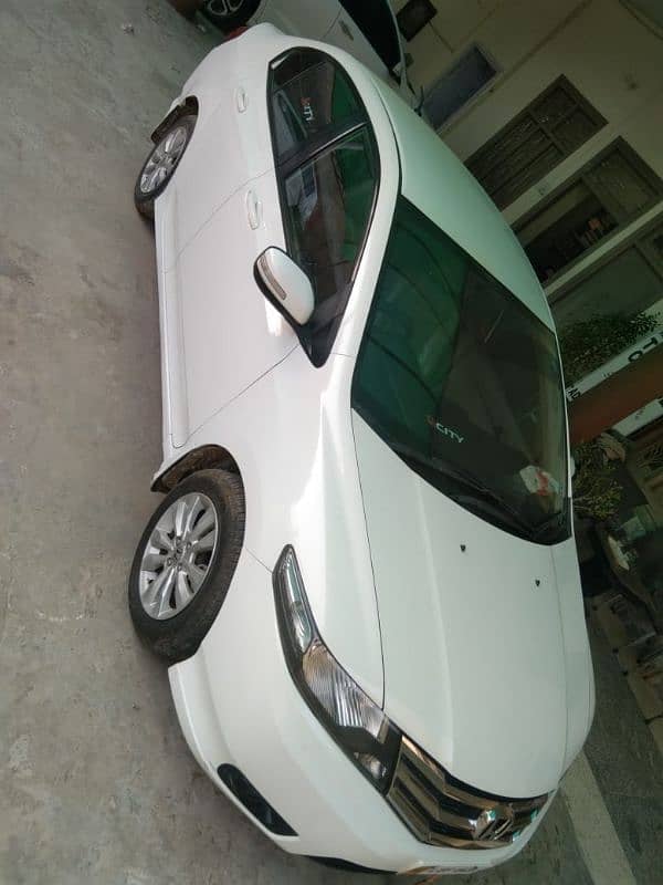 Honda City Aspire 2016 8