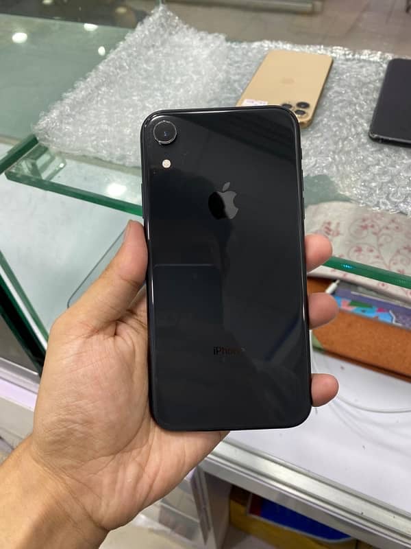 iPhone XR 2