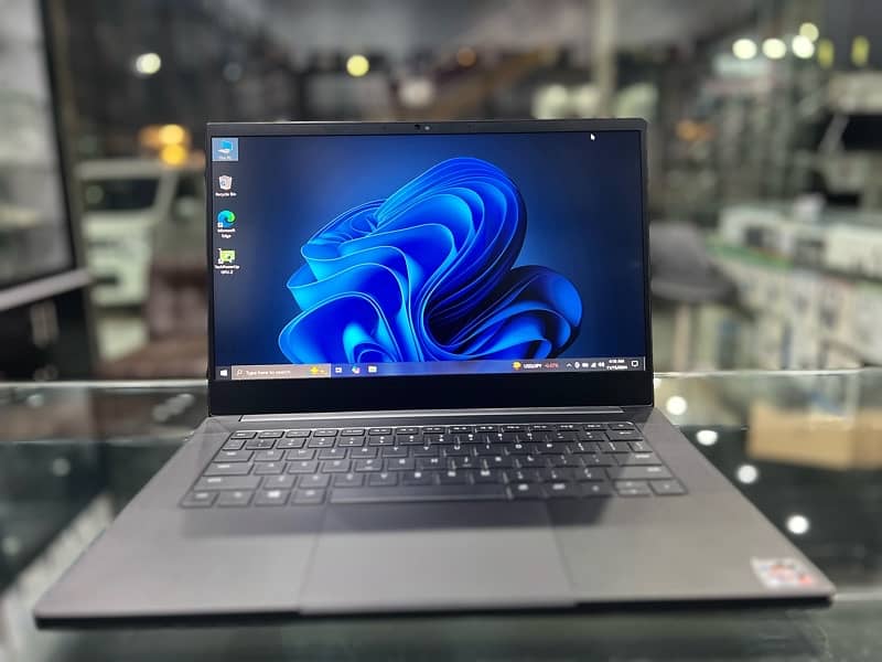 Razer Blade 14 RZ09-0370 Amd Ryzen 9 16/512GB RTX 3080 8GB 4K 1