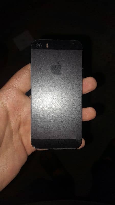 iPhone 5s like new non pta 0