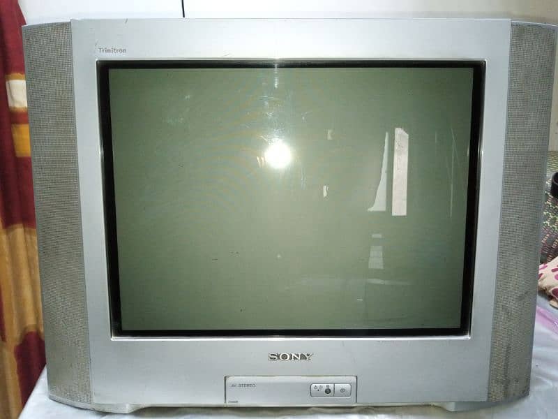 Sony color TV 21 inch 0