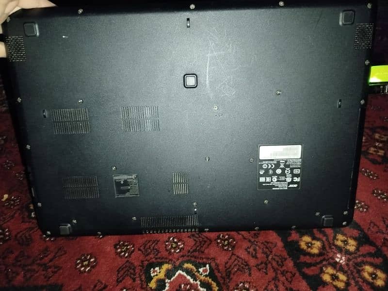 Acer Aspire E-17 laptop 3