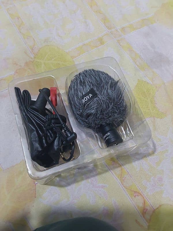 new boya mic no used 10/10 condition 1