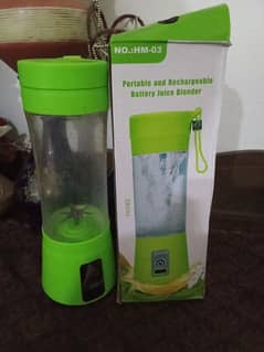 small juicer machine