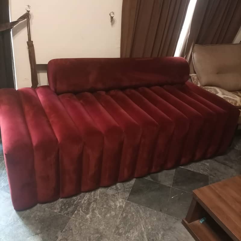 Dewan/sofa/sofa set/poshish sofa/sofa cum bed/3 seater sofa 4