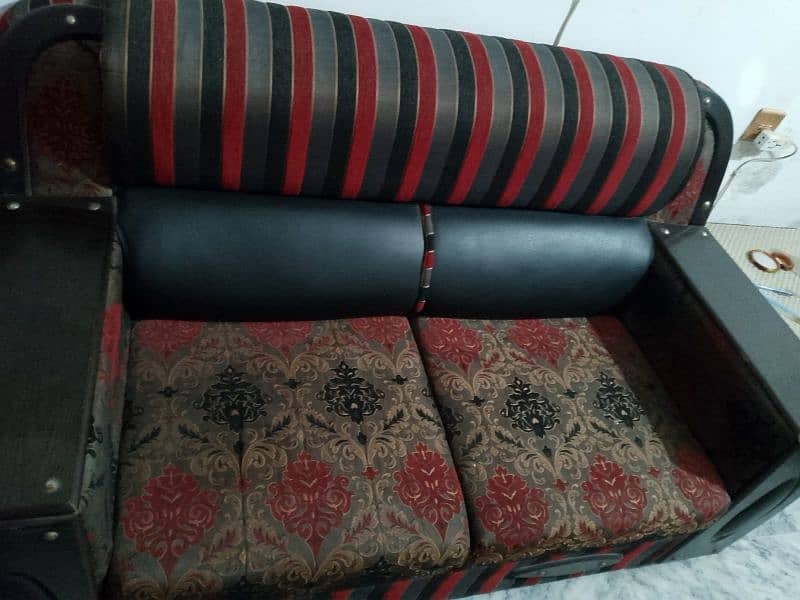 sofa set and Table's 3