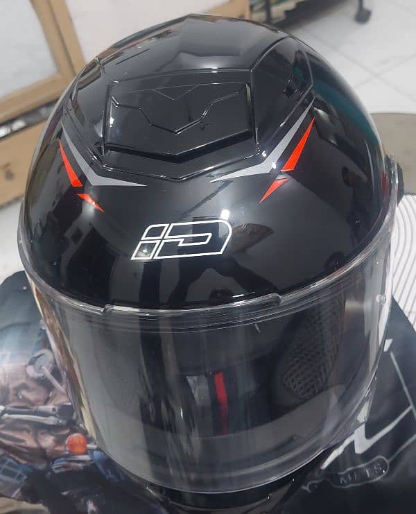 Helmet 4