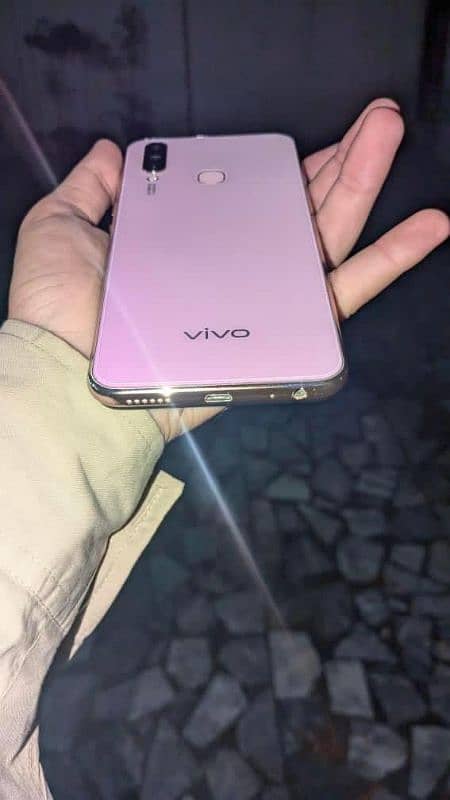 Vivo y17 0