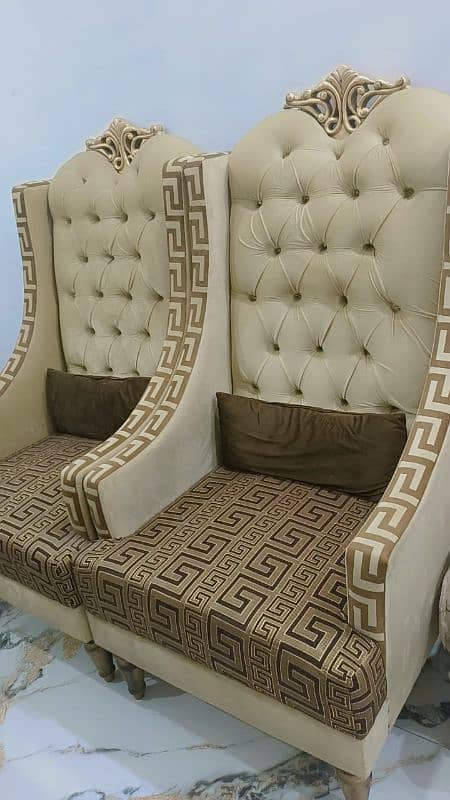 chairs/Poshish chairs /room chairs/Luxury chairs/ Decent chairs 3