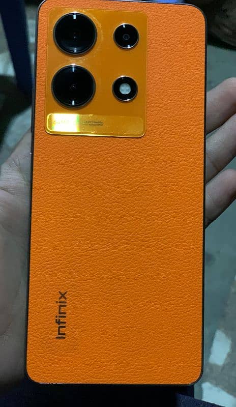 Infinix note 30 256 GB 0