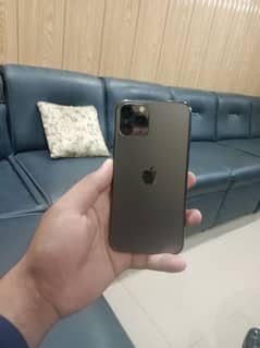 I phone 11 pro 64 gb