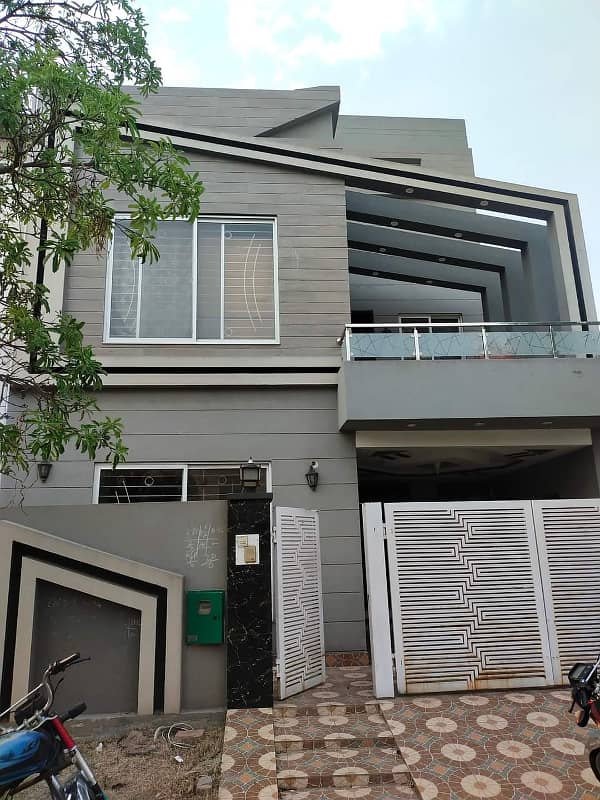 5 Marla House For Rent In Bahria Town Lahore. 0