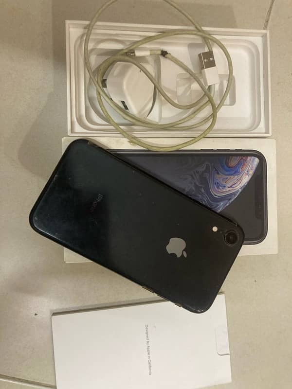 Iphone Xr 64gb with complete box Pta approved 0