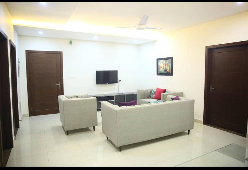 Two beds luxury apartment for rent on daily basis in bahria lahoe 1