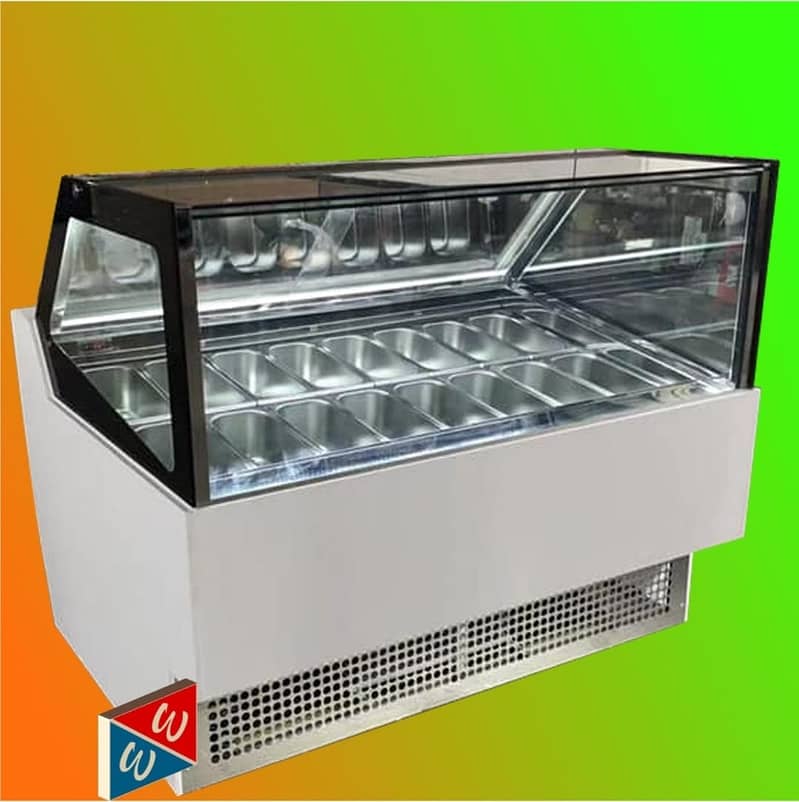 ICE Cream Display / Ice cream counter and freezer 0