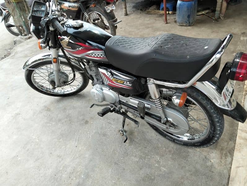 Honda CG125 KARACHI NO 1