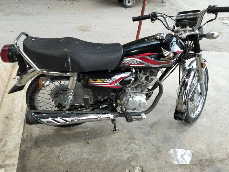 Honda CG125 KARACHI NO 2