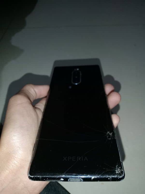 SONY XPERIA 1 NON PTA - EXCHANGE POSSIBLE 1