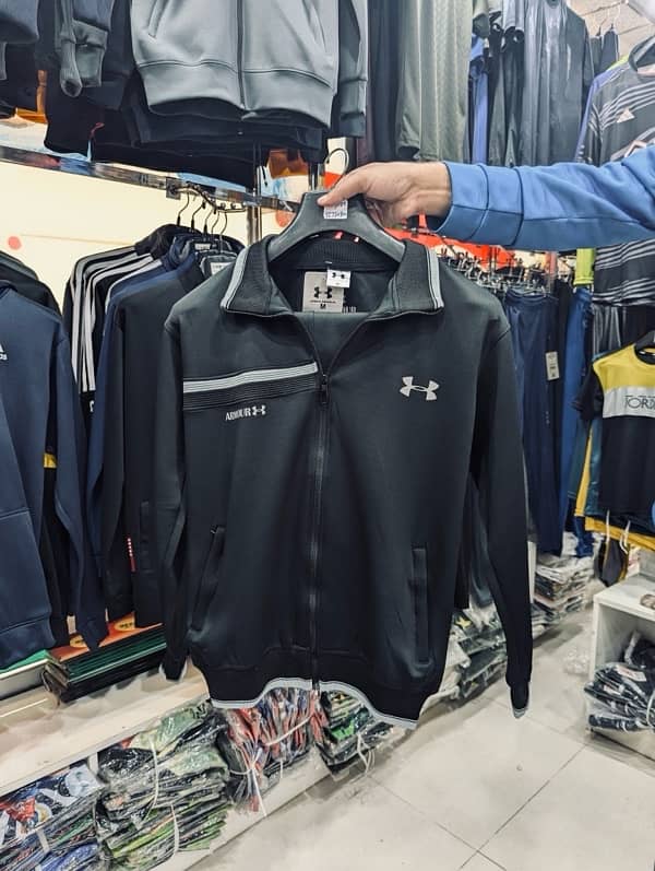 Under Armour Tracksuit 0