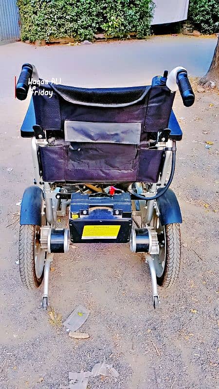 wheel chair in New & Excellent Condition 2