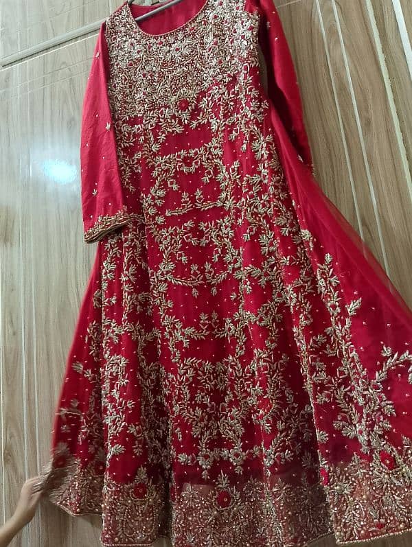 bridal dress in excellent condition just few hours wear 7