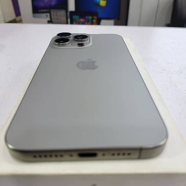 iphone 15 PRO MAX 256GB factory unlock Physical E SIM Natural Titanium 0