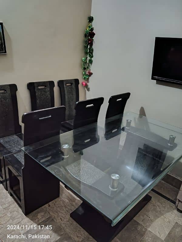 Dining Table with 6 chair 4