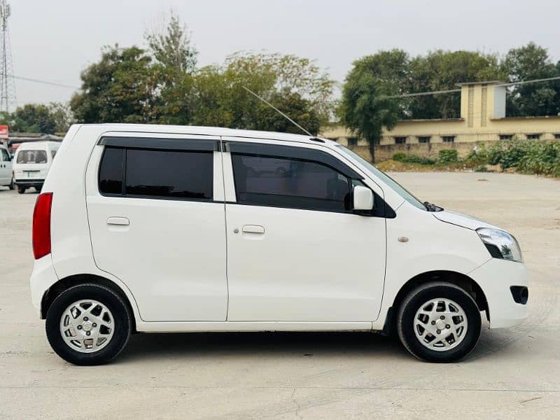 Suzuki Wagon R 2018 8