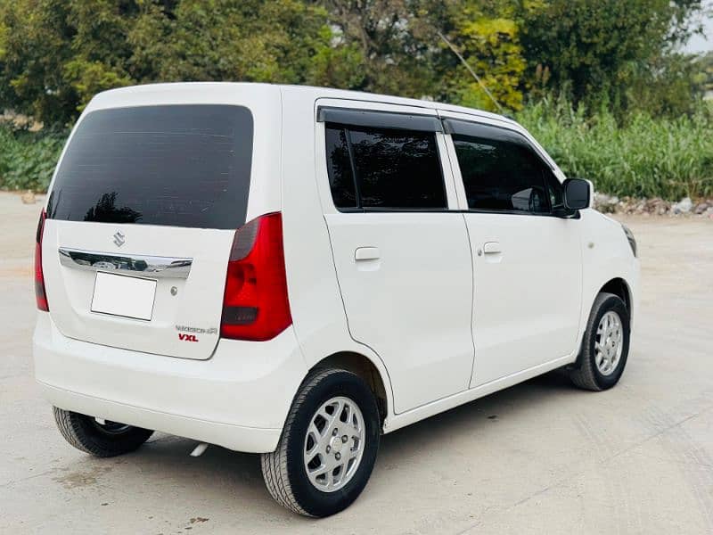 Suzuki Wagon R 2018 18