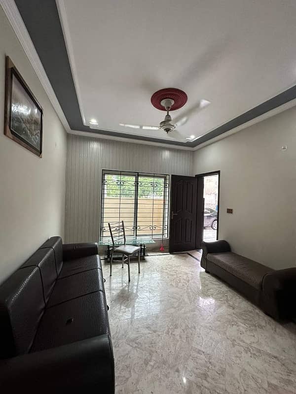 8 Marla House For Sale In Bahria Town Lahore. 3