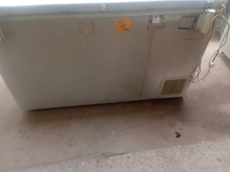 Waves deep freezer for sale 2