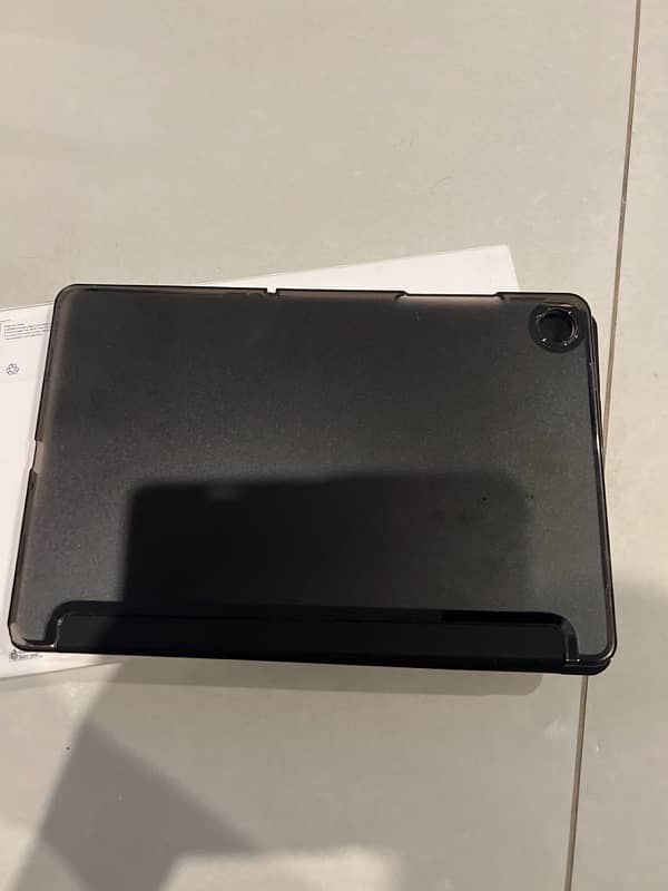 Samsung Galaxy Tab A9+ 64 GB 5G with cover 2