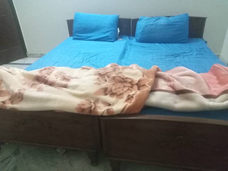 Pair of single bed with matris. fresh looks new 0