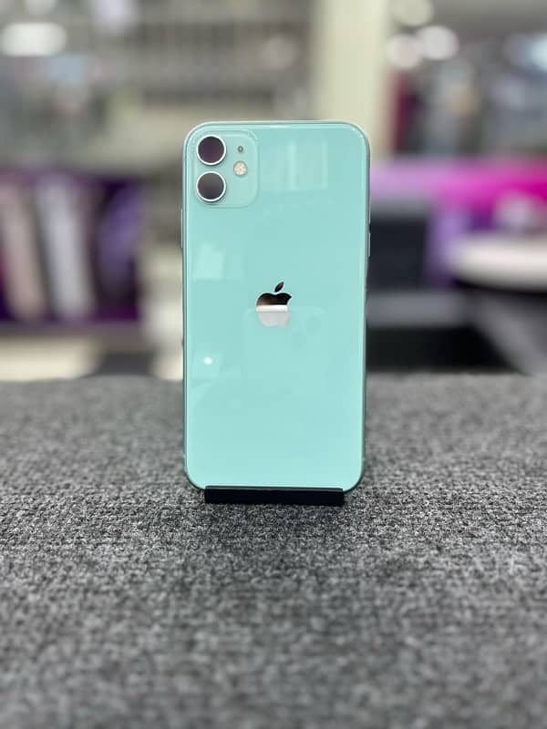 iPhone 11 128gb PTA Approved 5