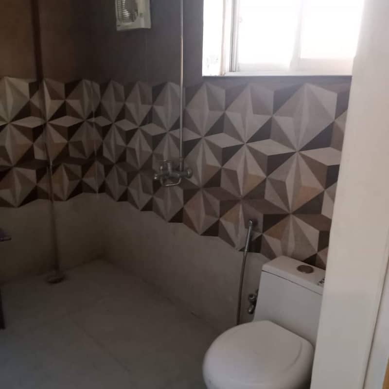 One Bad Room Flat For Rent In Bahria Town Lahore. 6