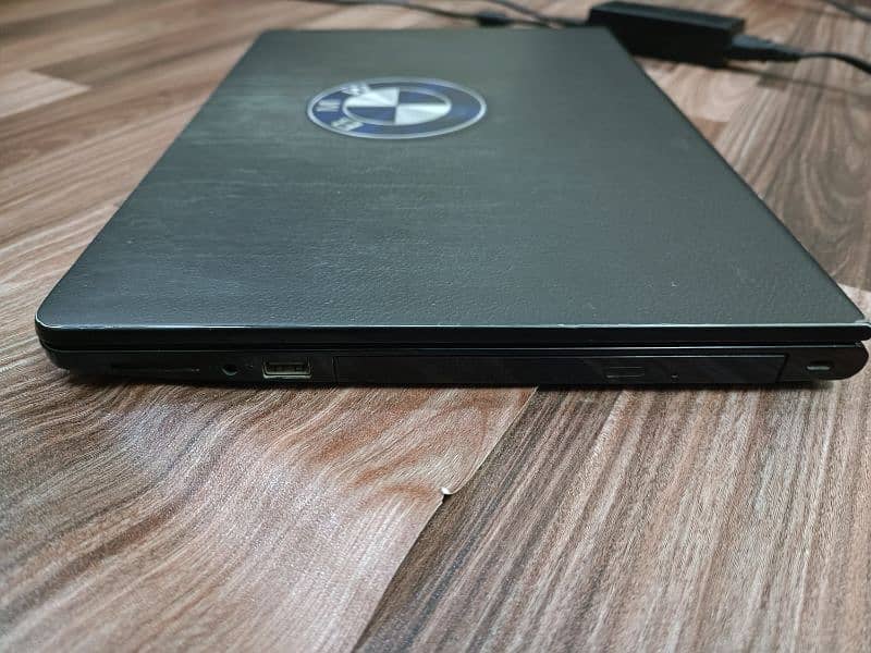 Dell Vostro 14,  i7 7th Generation 5