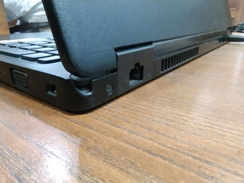 Dell Latitude 5590 I7-8th Gen | RAM 32GB I NVMe Samsung SSD 970 7