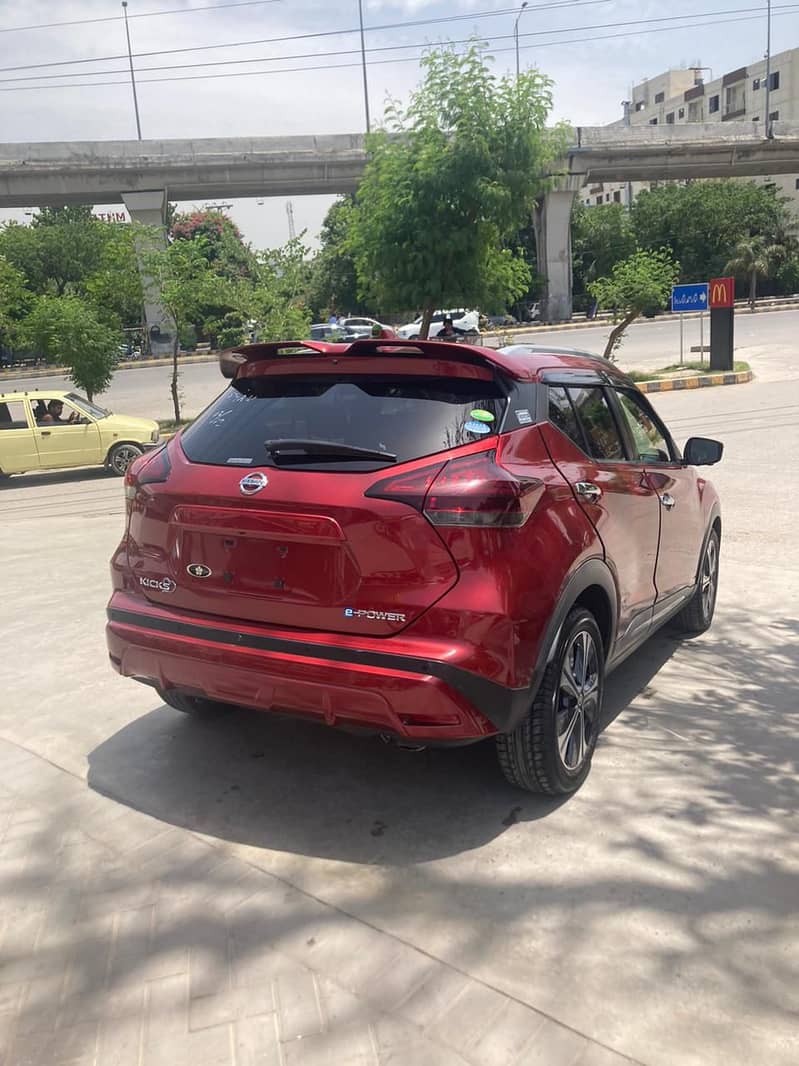 Nissan Kicks XV Premium 2020 Maroon 4