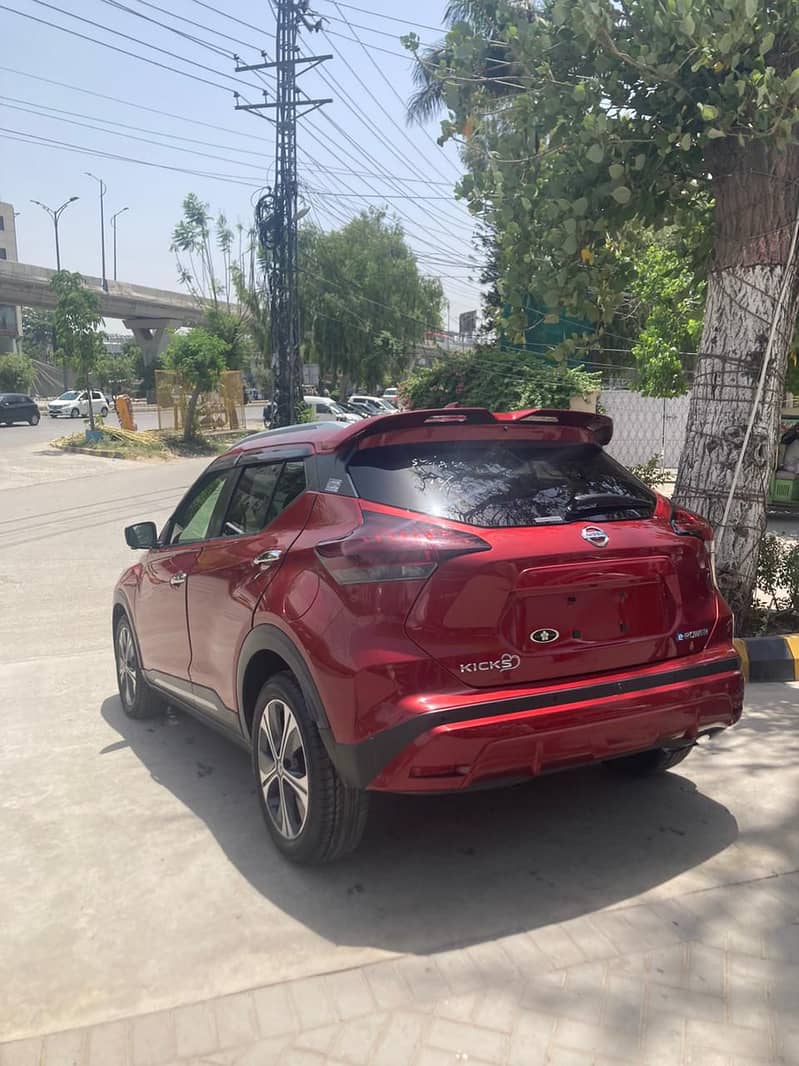 Nissan Kicks XV Premium 2020 Maroon 12